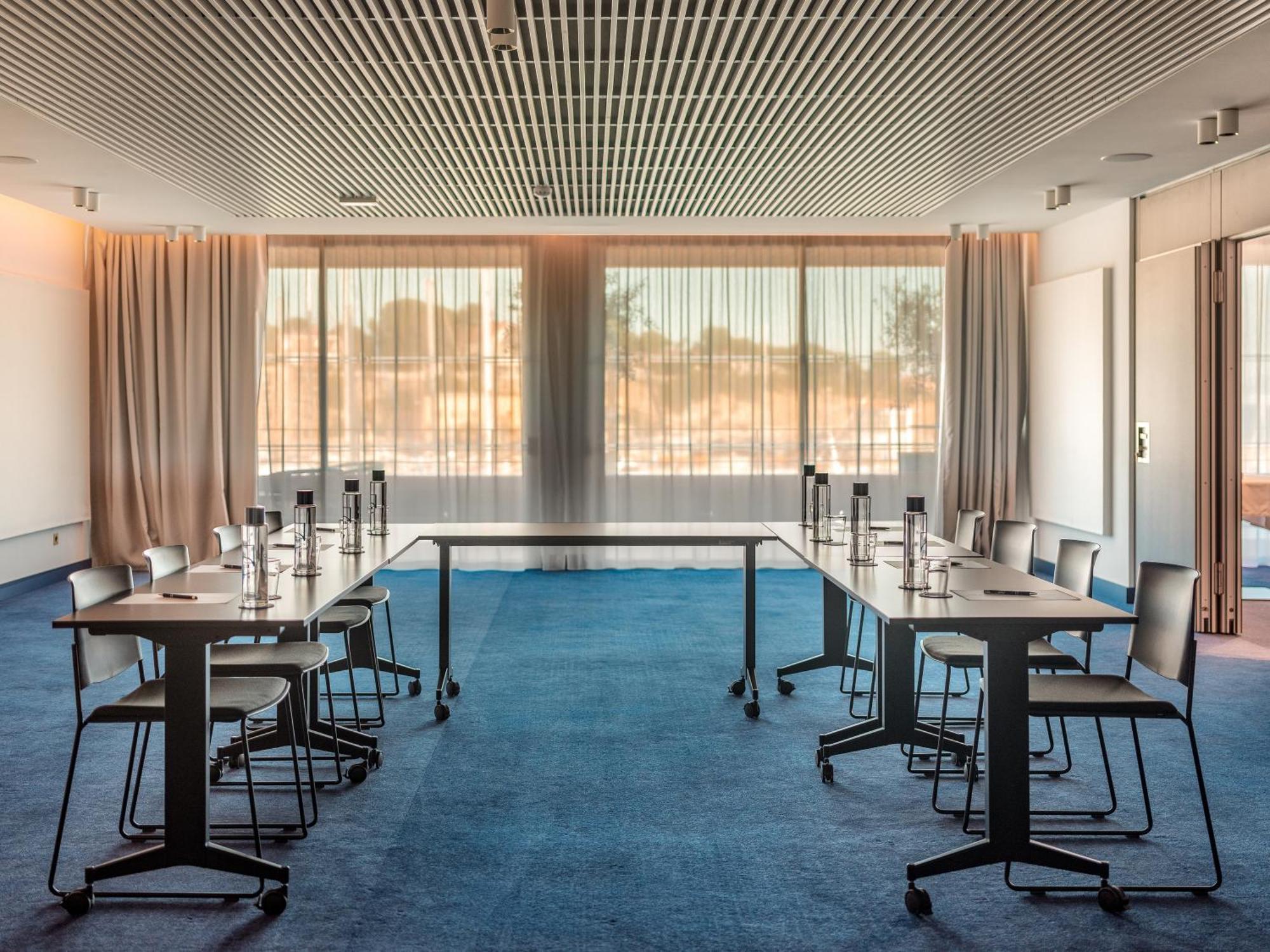 Bleu Hotel & Spa Карри-ле-Руэ Экстерьер фото