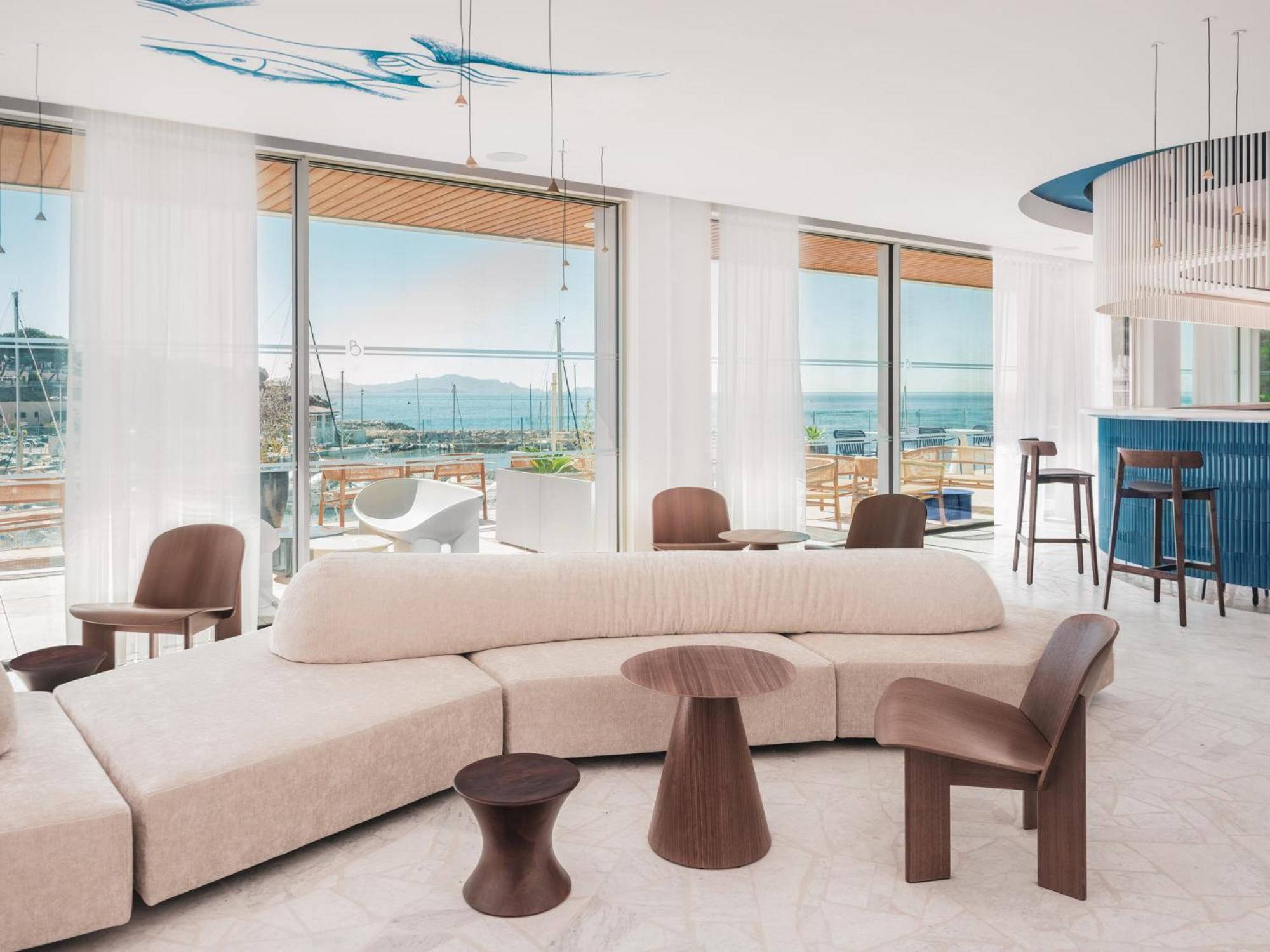 Bleu Hotel & Spa Карри-ле-Руэ Экстерьер фото